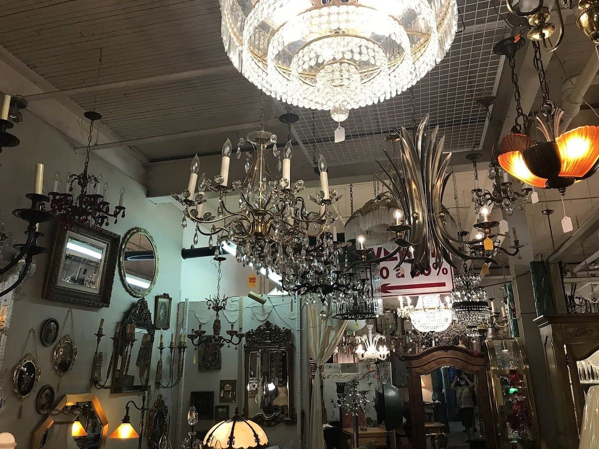 St Michel Flea Market — location photo
