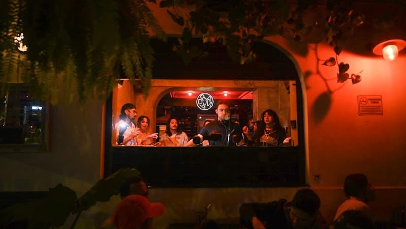 Drama Radio Bar — location photo