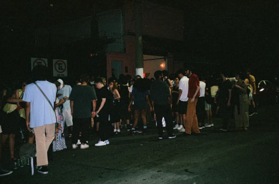 mamae bar — location photo