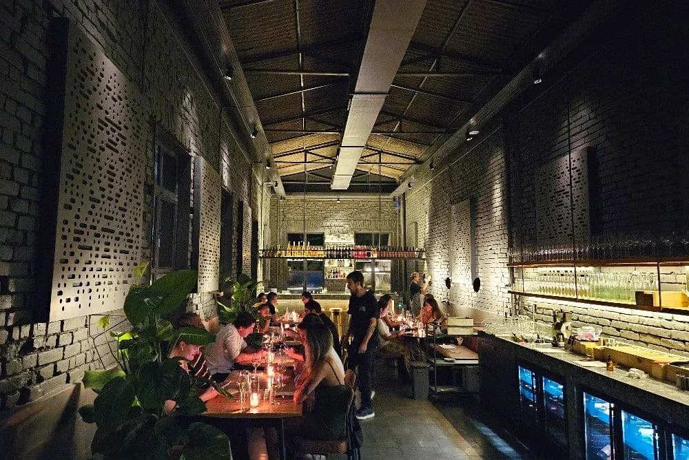 Conselheiro Listening Bar — location photo