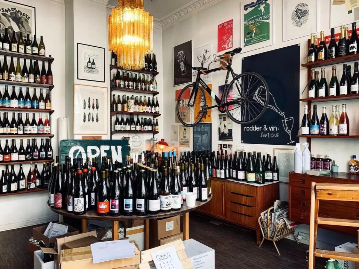Rødder & Vin: Boutique — location photo