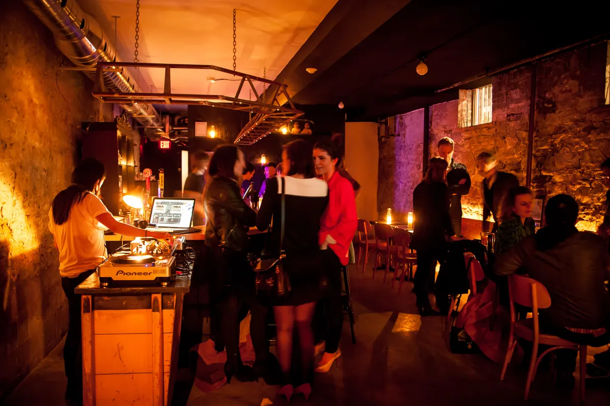 Bambi's — location photo